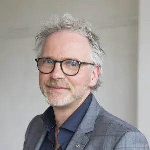 Hallo, waar kan ik u mee helpen?